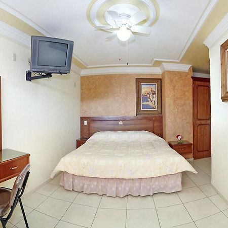 Hotel Rincon Tarasco Morelia Exteriör bild