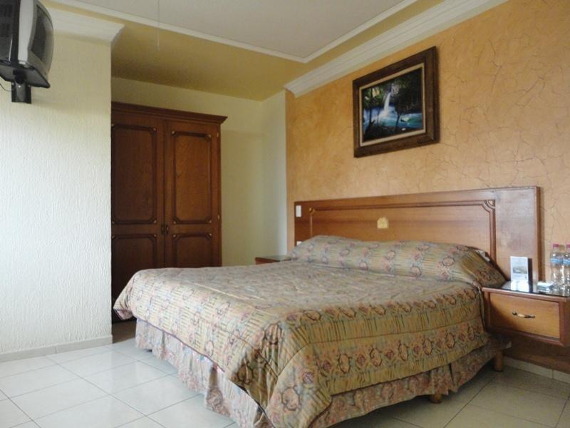 Hotel Rincon Tarasco Morelia Exteriör bild
